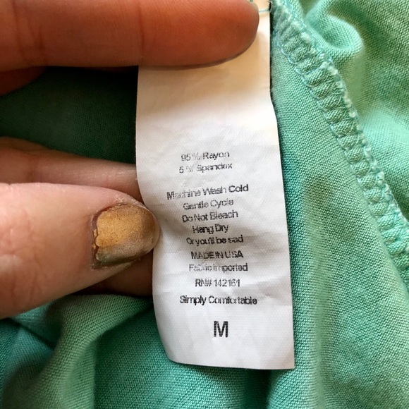 Sea Foam Green LuLaRoe Classic T Medium - Picture 2 of 2